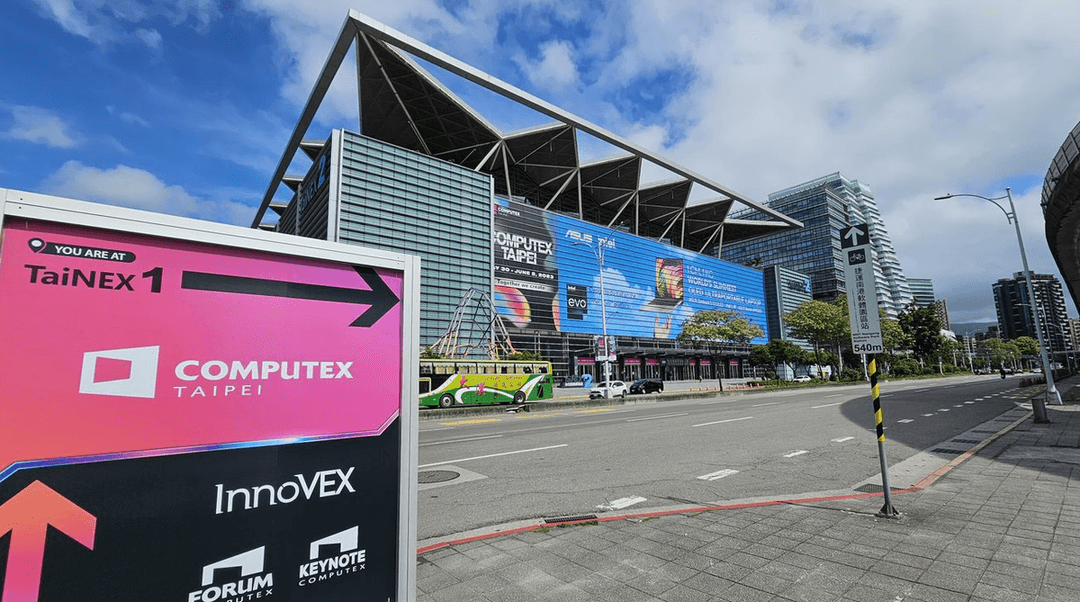 Prozkoumáváme výstavu Computex v Tchaj-peji. MSI představilo mini PC i herní monitor s umělou inteligencí