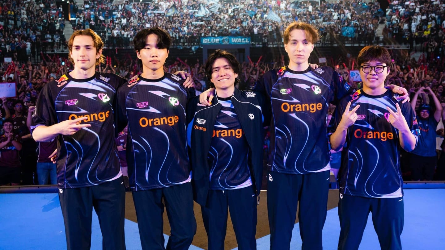 Karmine Corp postupují na Worlds