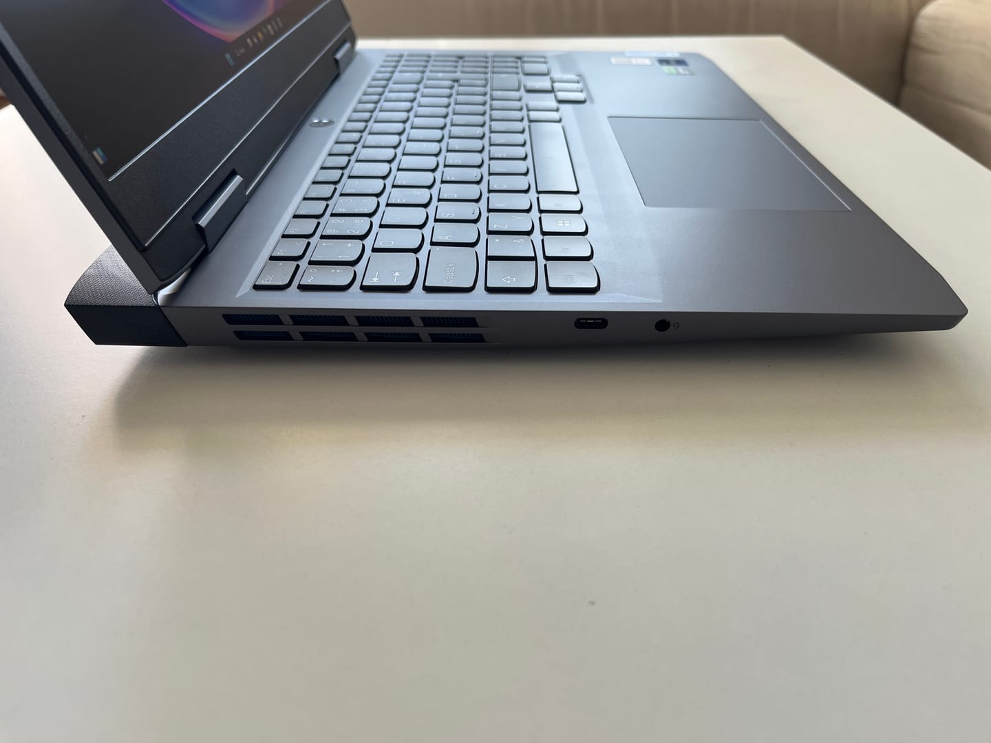 Lenovo LOQ 15