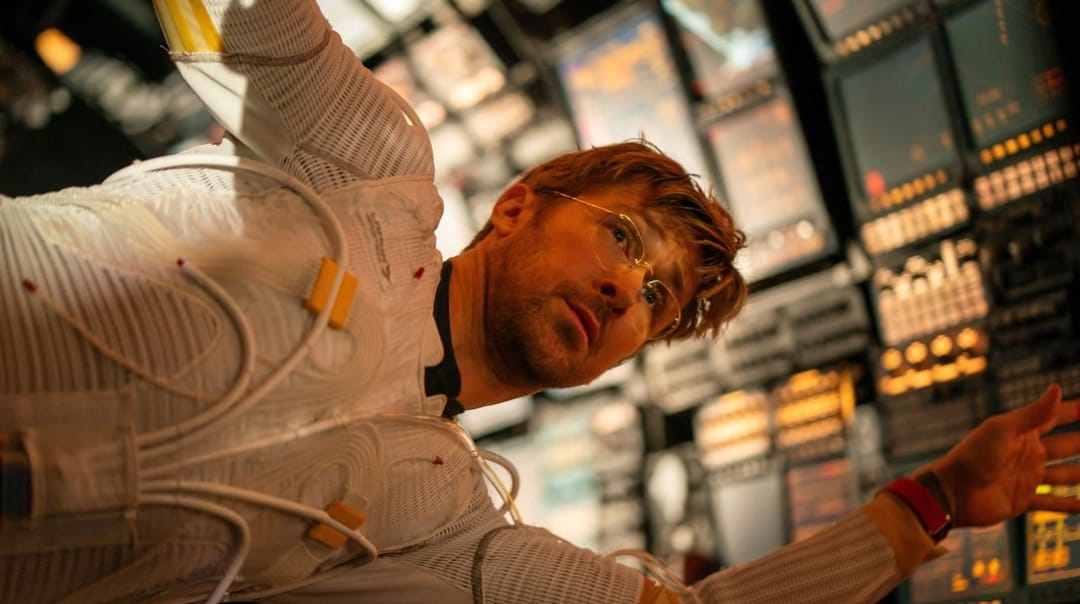 Goslingův Spasitel vydělává v kinech nejlépe ze všech filmů roku 2026