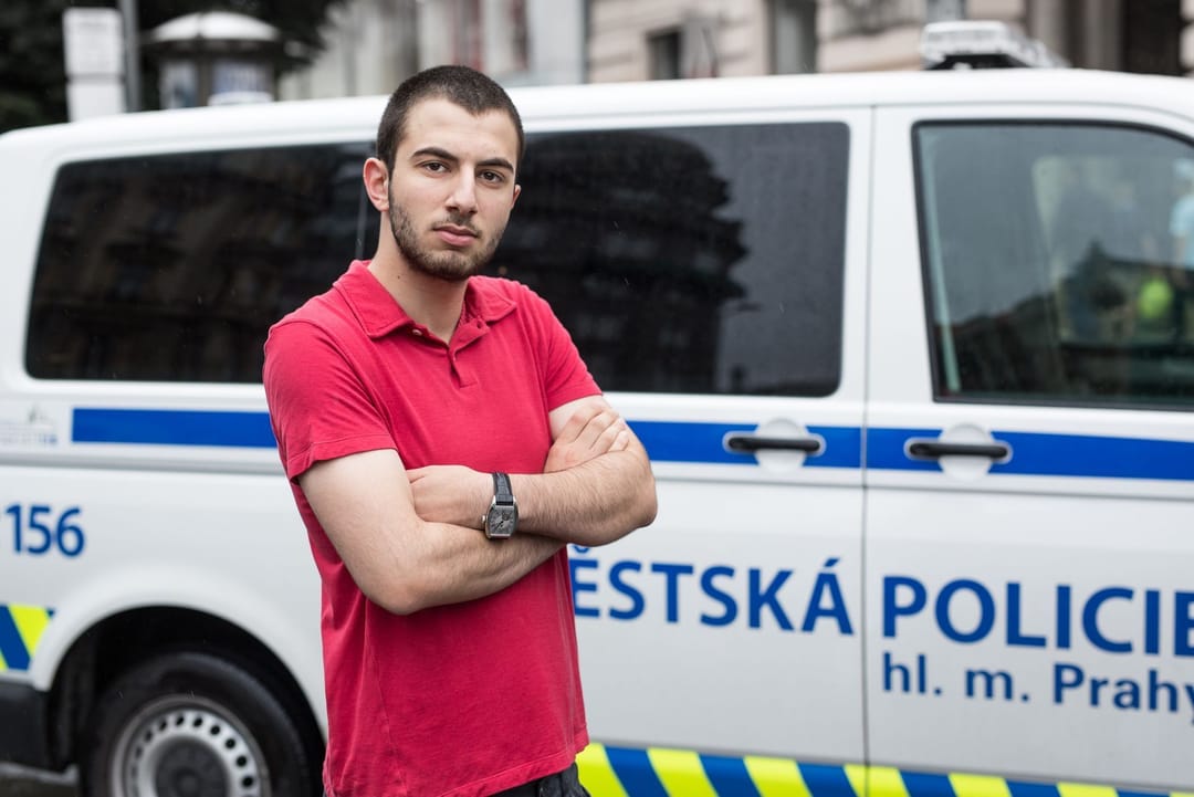 MikeJePan údajně distribuoval nelegální materiály přes Discord