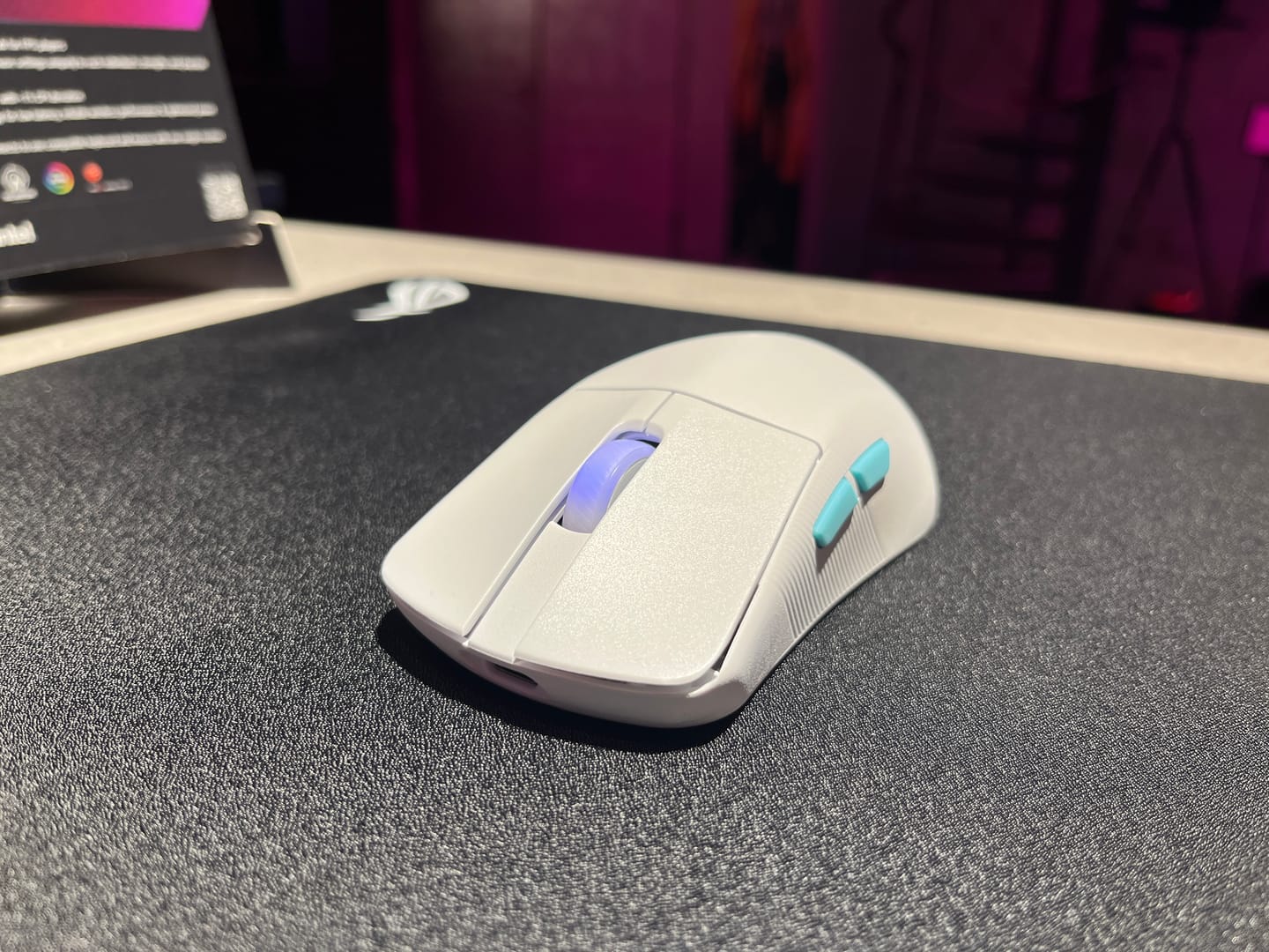 Asus